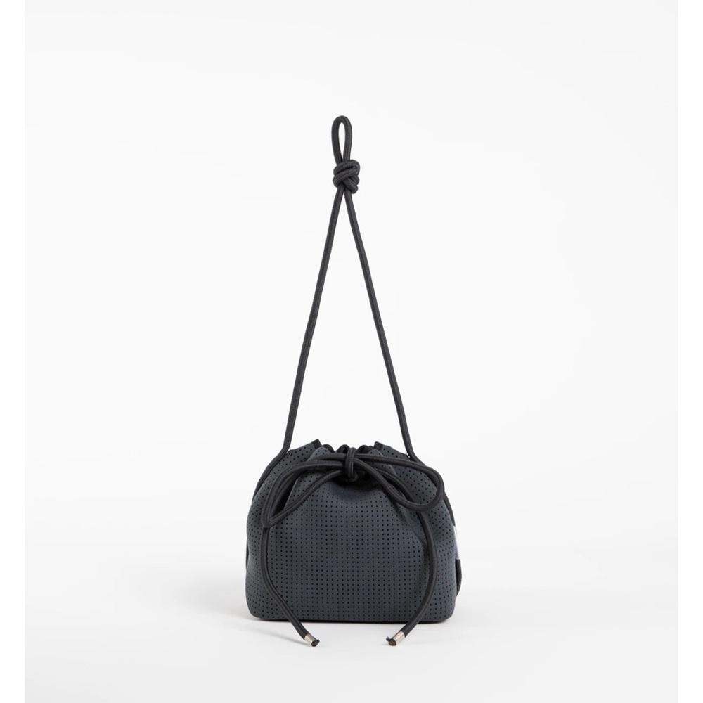 Jimeila everywhere bucket bag